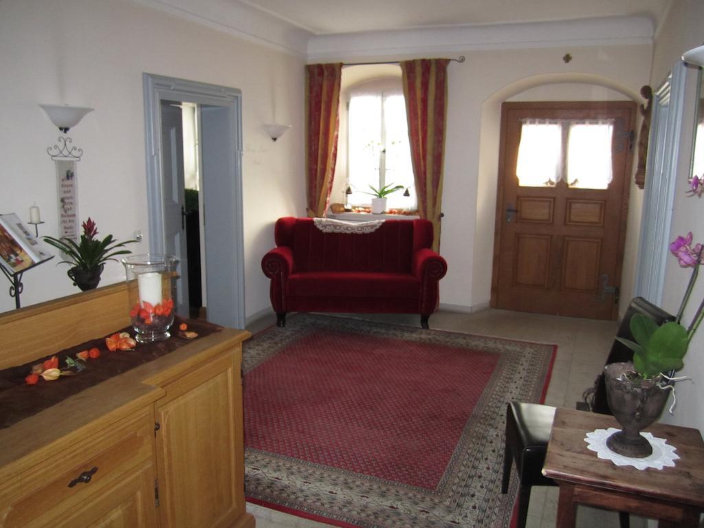 Der Patrizierhof - Weingut Gasthof Hotel - Familie Grebner Grosslangheim Extérieur photo