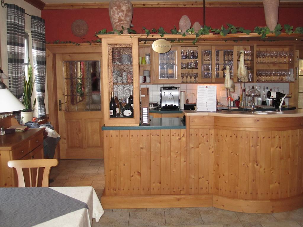 Der Patrizierhof - Weingut Gasthof Hotel - Familie Grebner Grosslangheim Extérieur photo